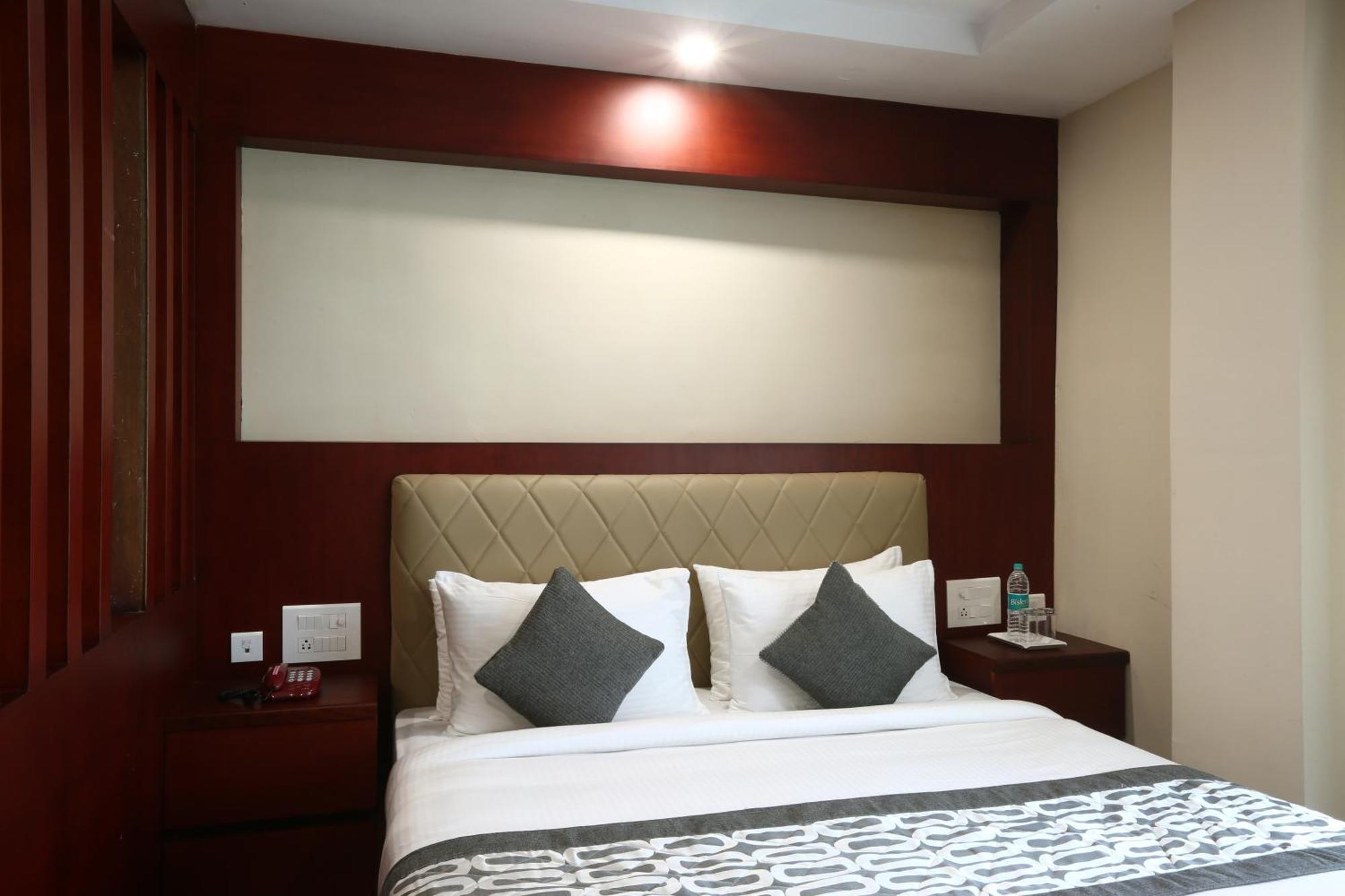 Hotel West End Igi Delhi Airport