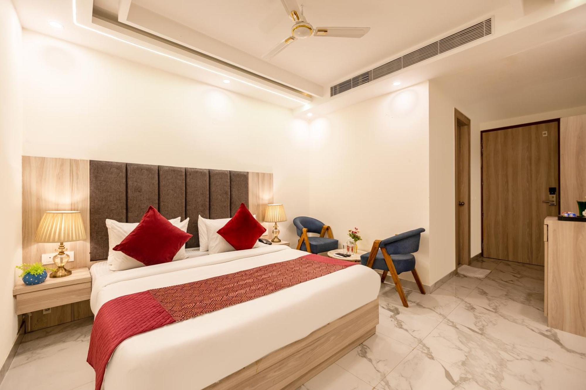 West End Igi Delhi Airport Hotel